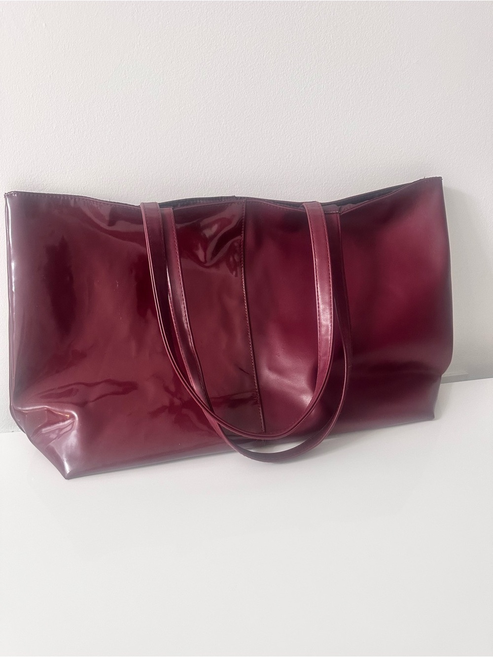 Glossy Burgundy Tote Bag - Sleek Everyday Carry